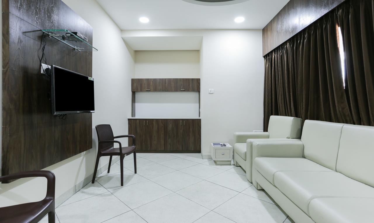 Hotel Treebo Trend Grace Residency Chennai Exterior foto